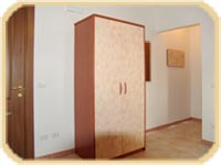 camera da letto con armadio